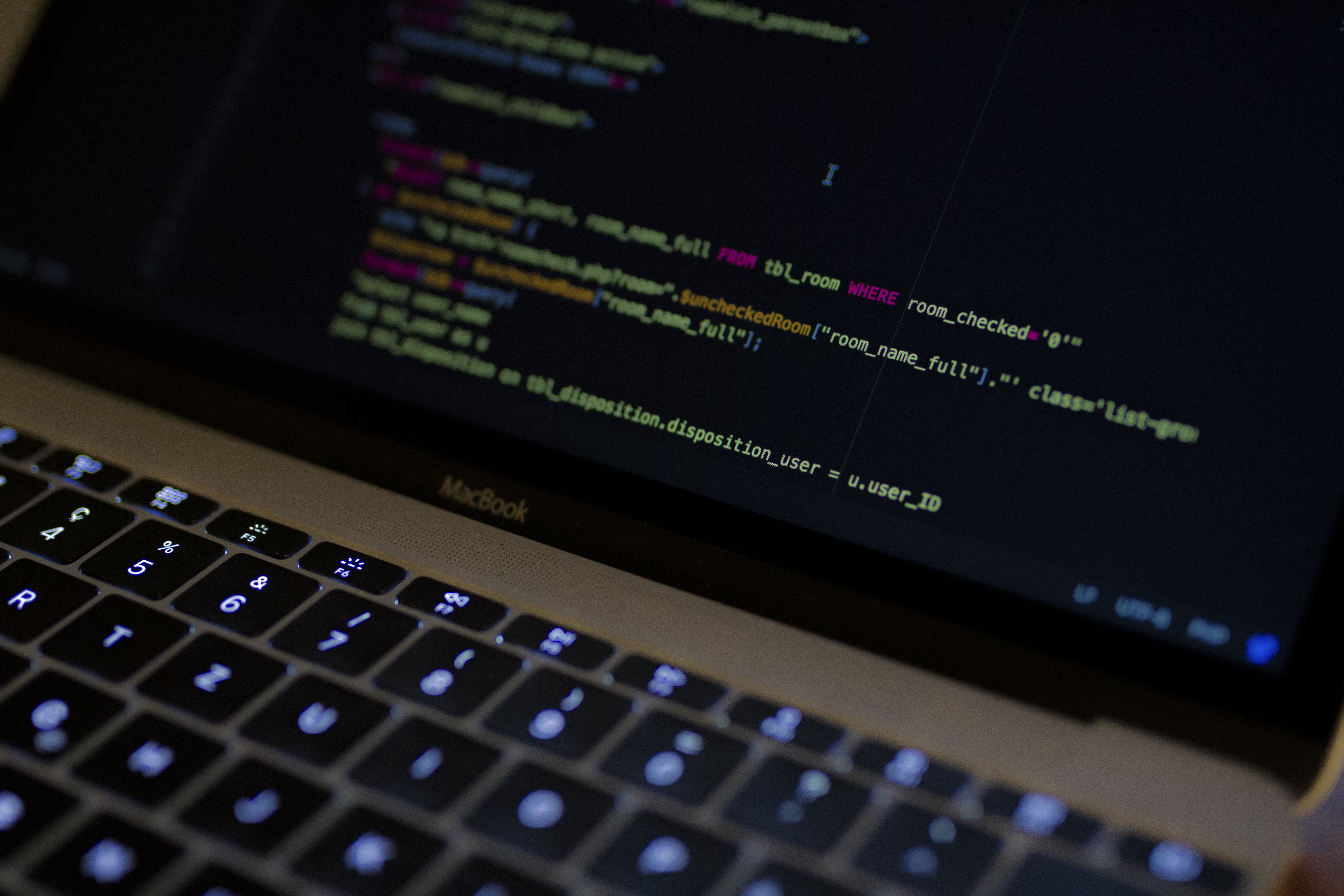 PostgreSQL、MySQL、Redis数据库管理脚本
